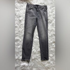 Grey MOTHER “looker ankle fray” jeans 27